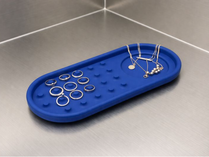 Jewelry organizer tray for rings and necklaces