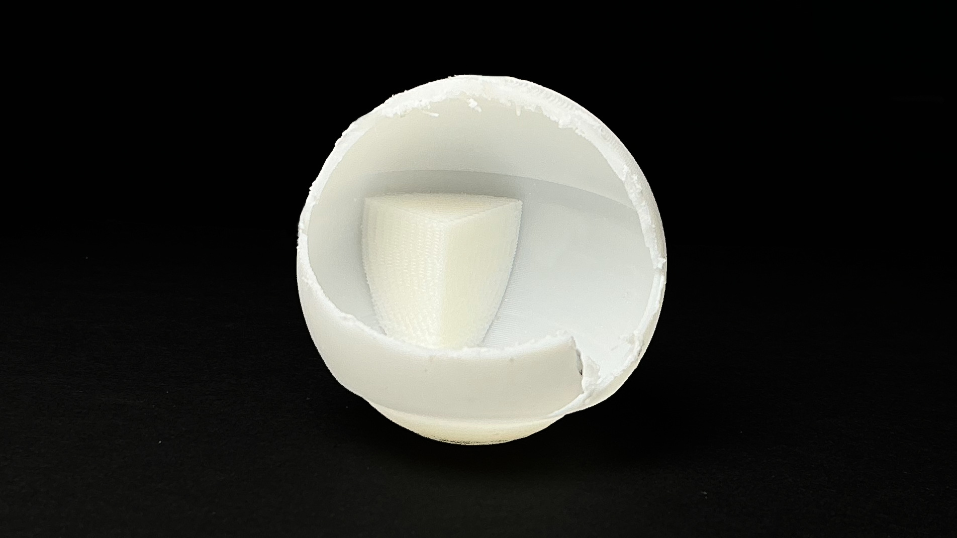 Miniatura 3 do modelo 3D Unpredictable Ping Pong Ball