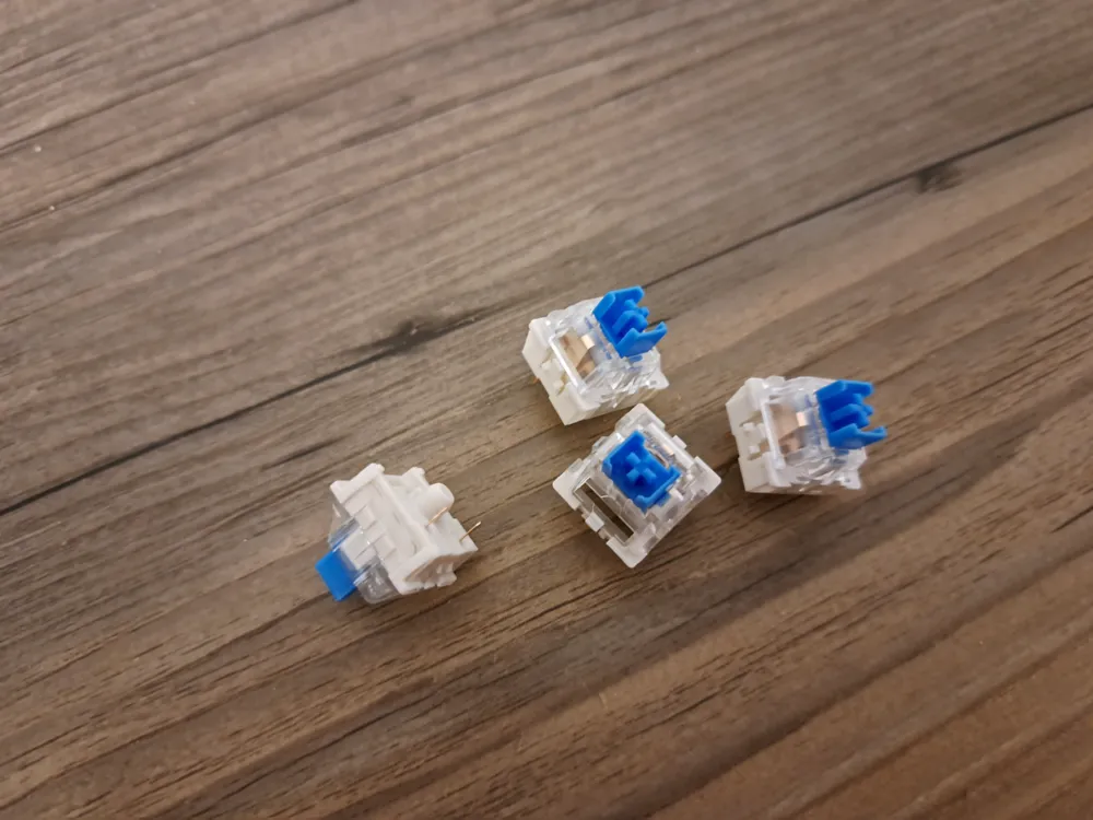 Stitch sitting fidget clicker keyboard switch by creachick3d - MakerWorld