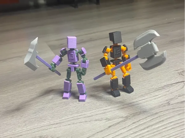 Haches de guerre pour figurine Dummy 13