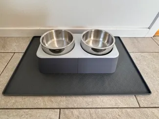 Dog bowl holder