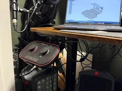 Vocaster One Under Desk Mount