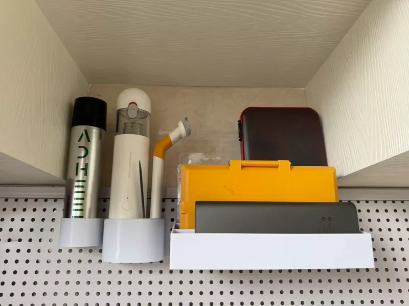 各种工具盒收纳底座，适用16mm-6mm圆孔洞洞板，受力加强，承载能力更强