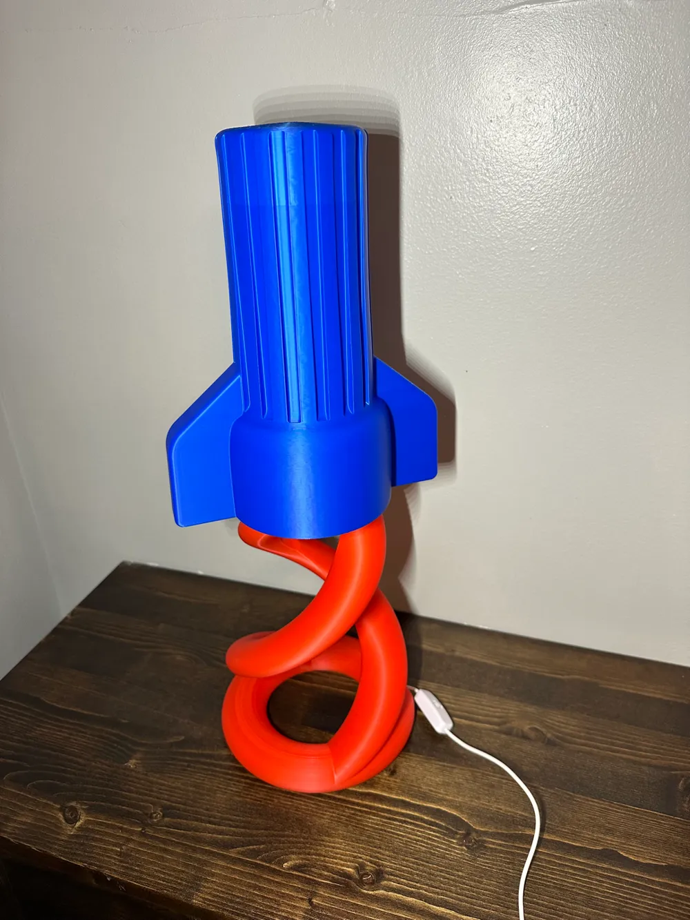 LED Wire Nut Lamp by Hey Ben MakerWorld