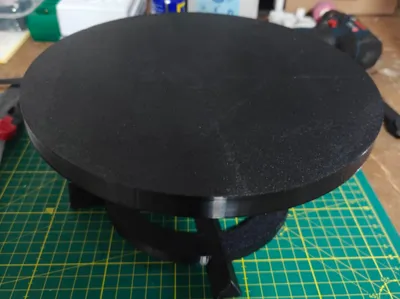 Turntable for airbrush, photography, etc