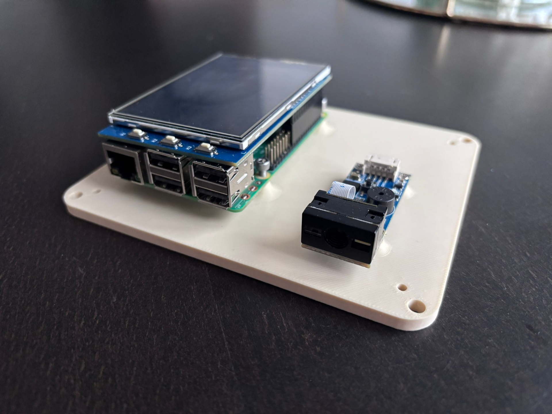 Mount Plate für Pi und Waveshare BarcodeScanner