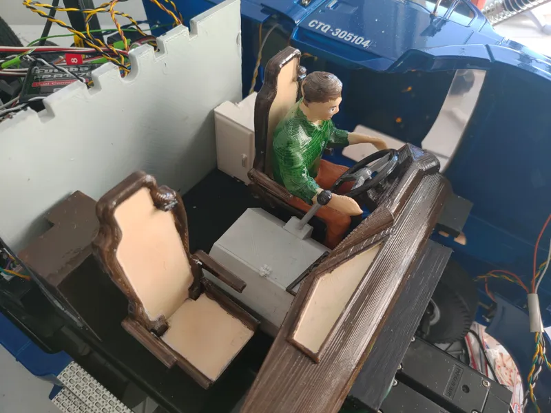 Adjustable Seat - 1/14 scale