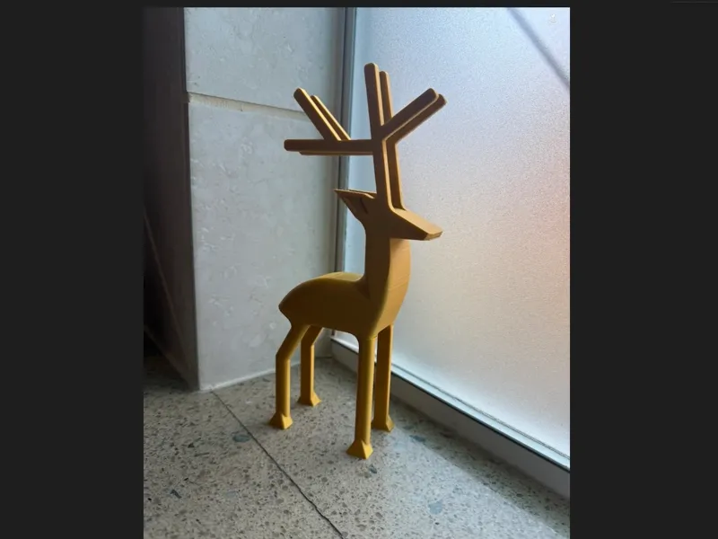 Minimalist Reindeer Decoration