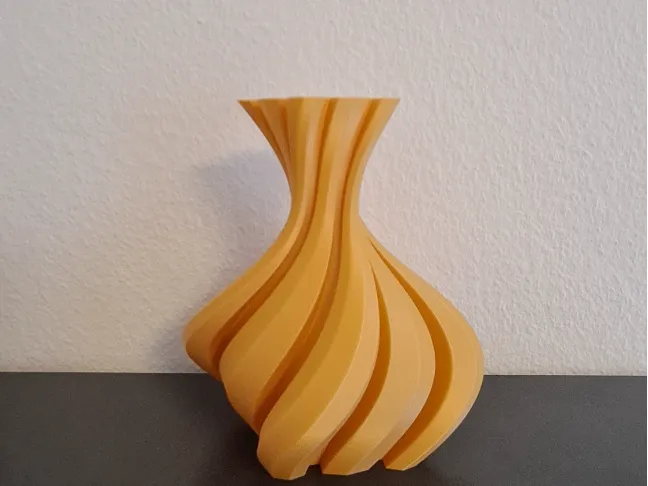 Voluta Vase