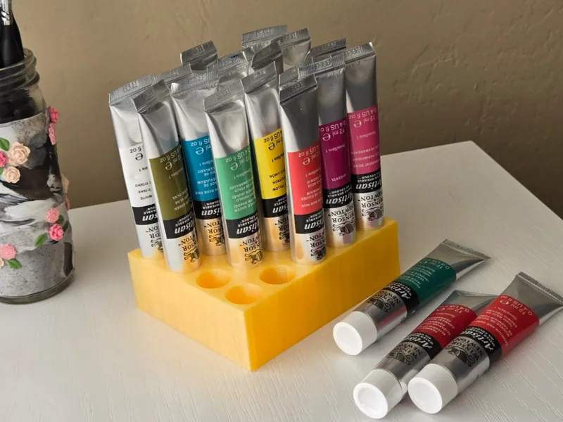 Paint tube holder for 15mm size tubes