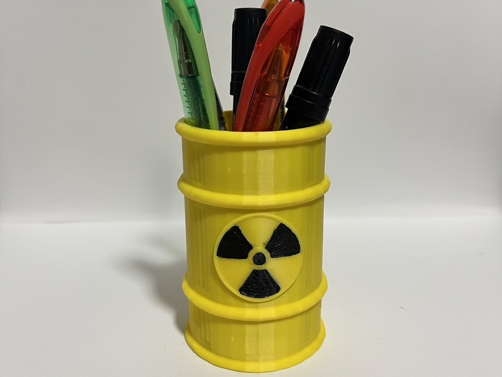 Radioactive Barrel Pen Holder 