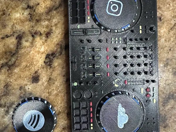 https://makerworld.bblmw.com/makerworld/model/USb107219dea2806/design/2025-08-19_8b53f9abe63a28.png