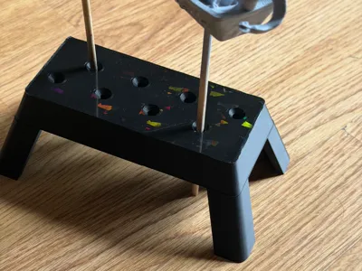 Paint stand - priming/painting with bamboo skewers