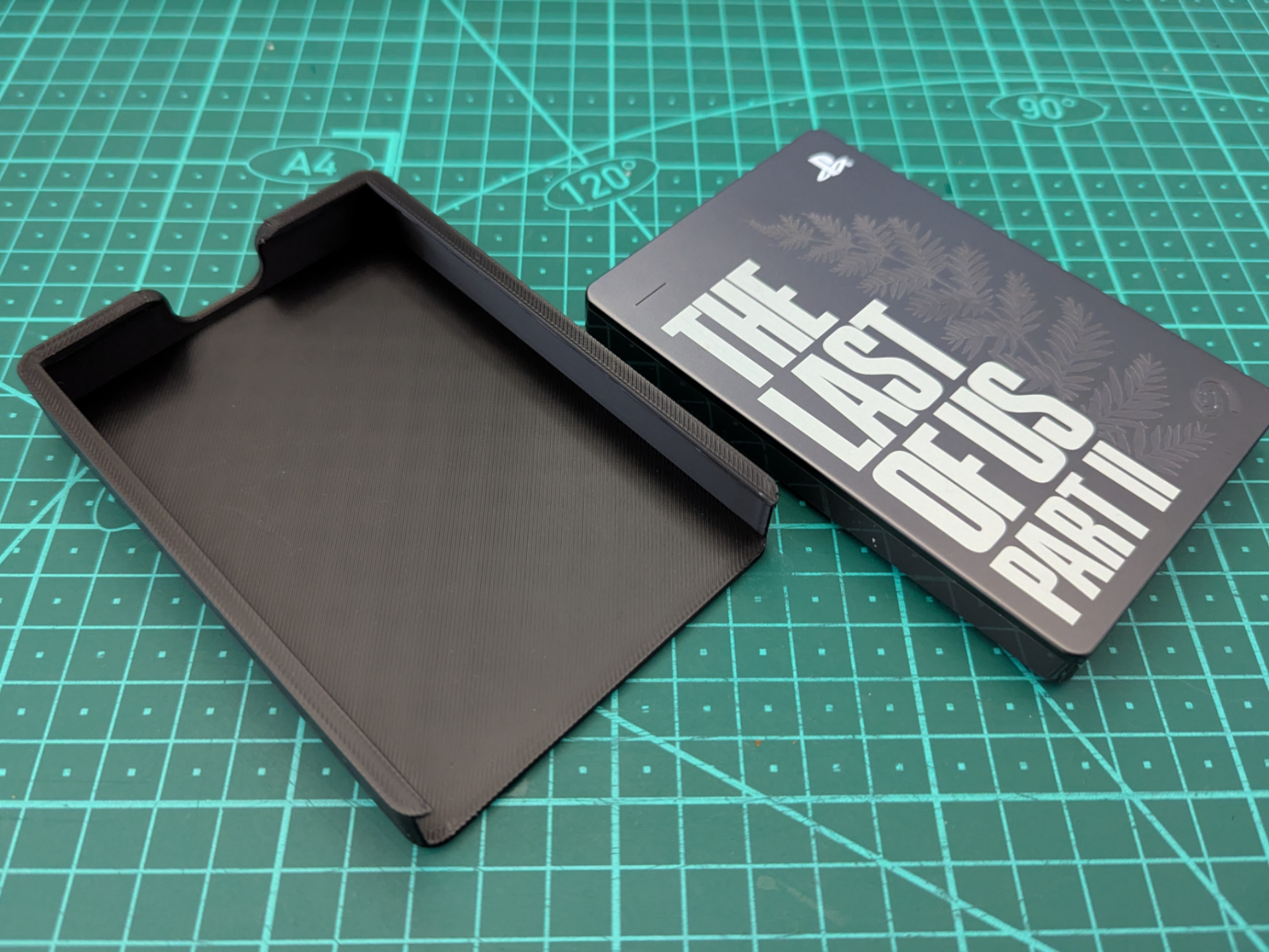 Playstation 4 / 5 HDD Festplatte Halterung 3D model