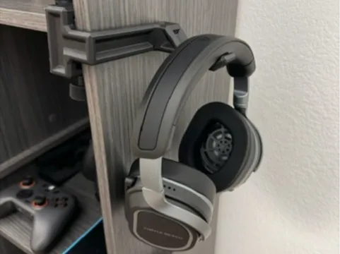 Wraparound Headphone Holder