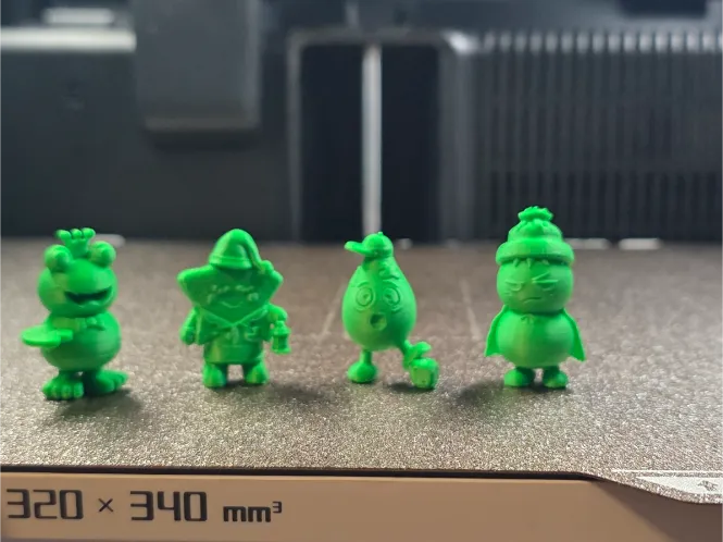 Süßes „Mensch ärger dich nicht“ Spielfiguren-Set