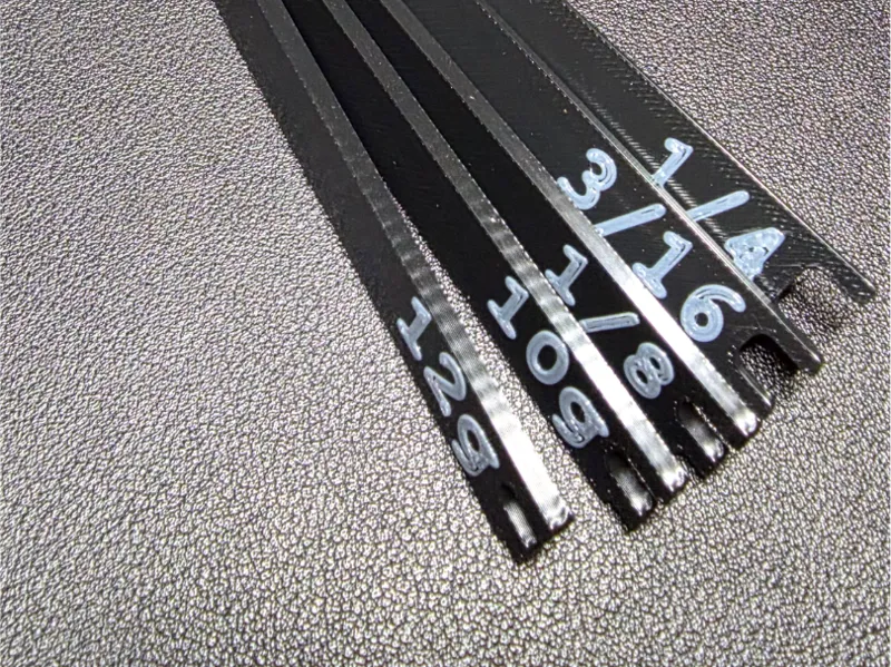 Sheet metal thickness gauge
