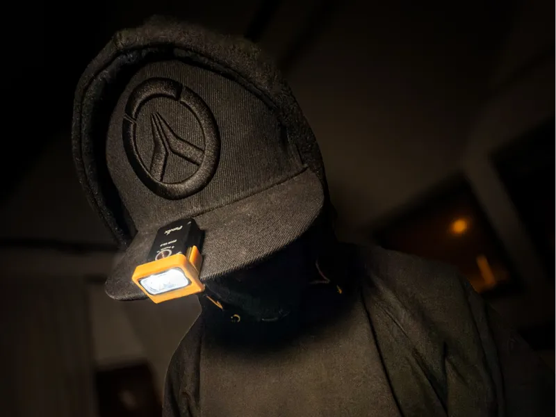 Fenix E03R V2.0 -  Cap Mount
