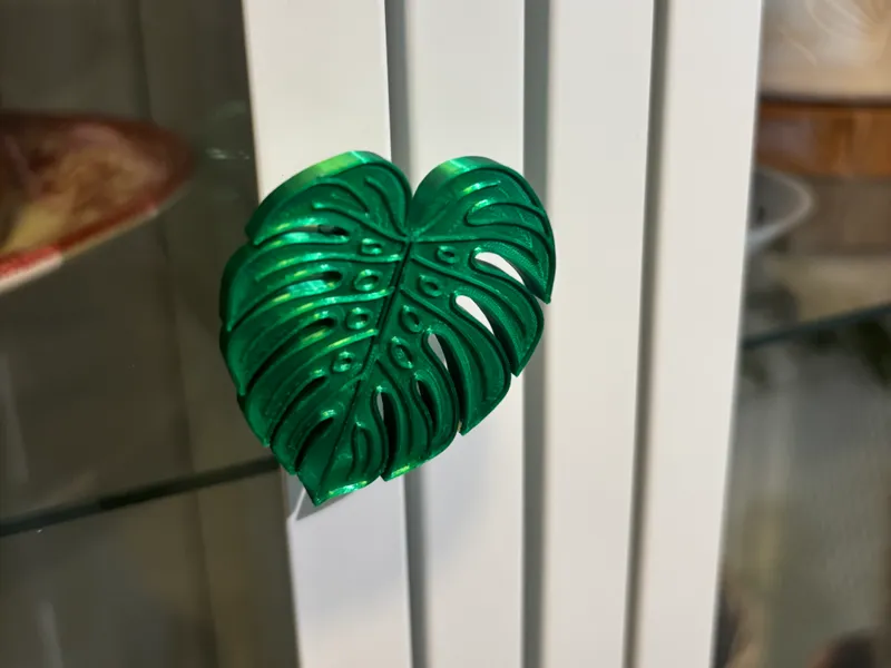 leaf dooknobs with M4 inserts