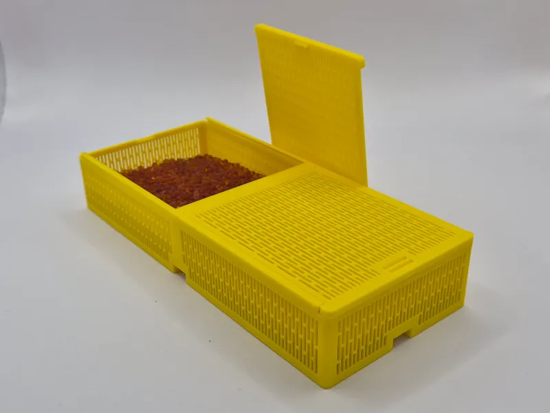 Desiccant container for an IKEA Samla 45L Drybox