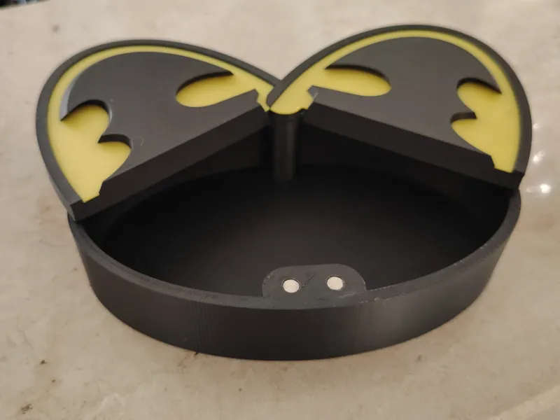 Batman box apertura alare