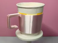 1只一次性杯子杯套