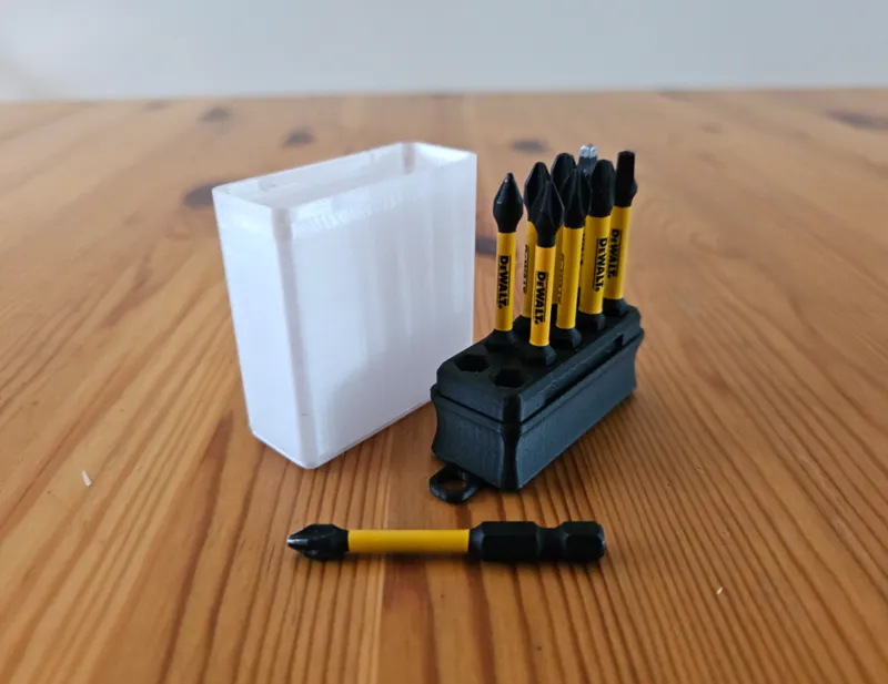 60mm (2.5") screwdriver bit holder box v2