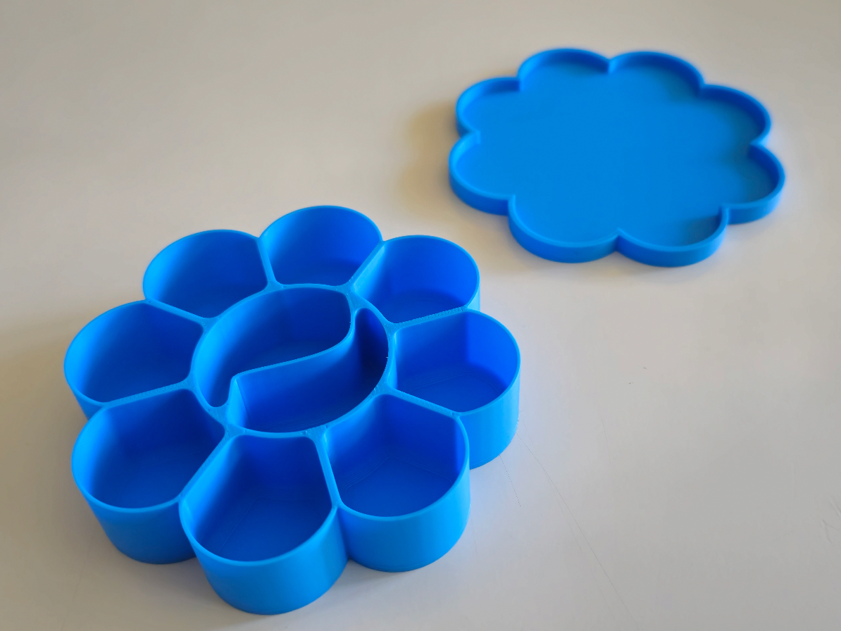 Floral Paint Palette with Lid
