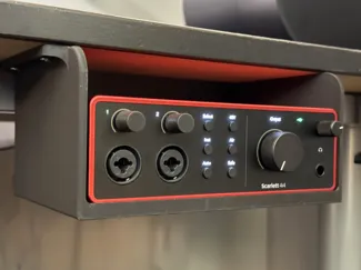 Focusrite Scarlett 4i4 Shelf for Ikea Galant Desk