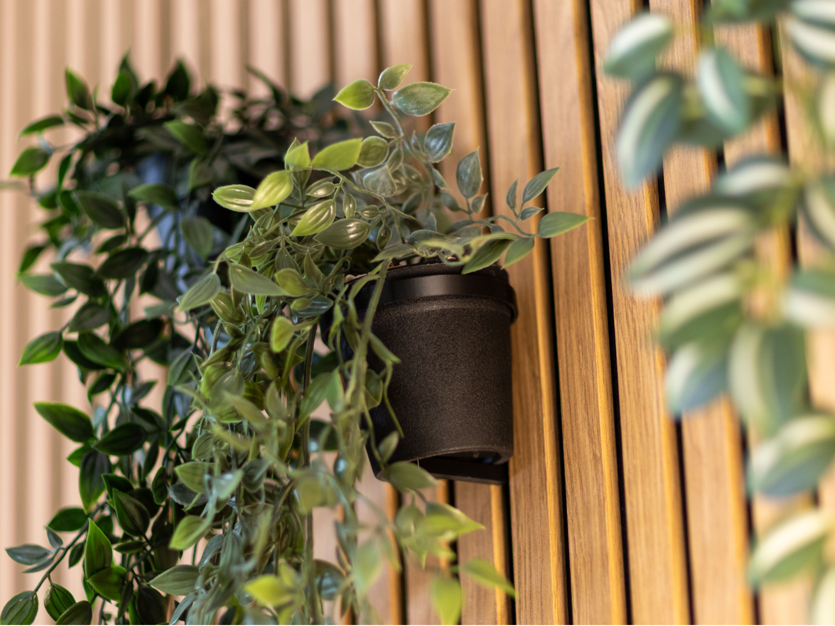 Parametric Slat Wall Planter Hanger Generator