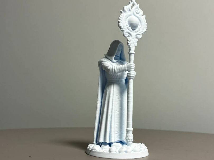 DnD hooded cleric / monk / sorcerer mini tabletop