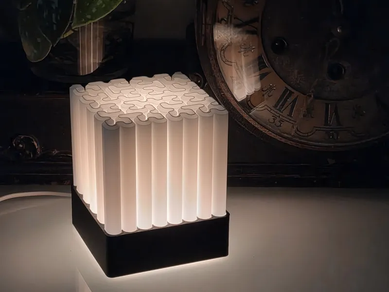 Hilbert Curve Ice Cube Lamp
