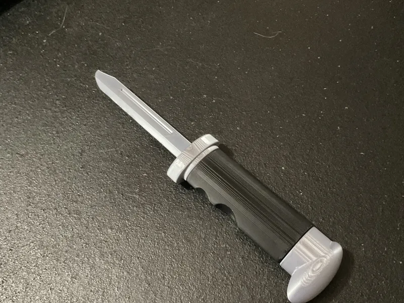 Ghost Face knife from Scream