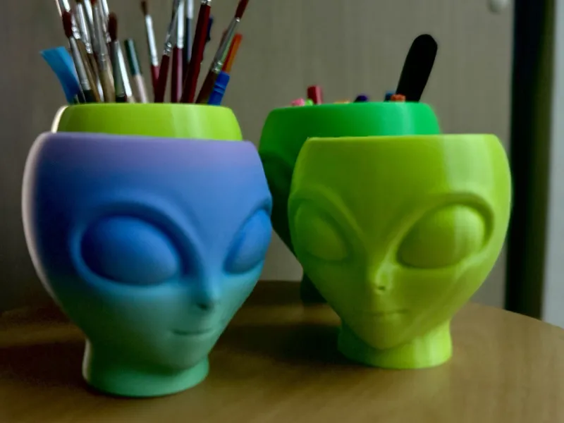 Astrobud–Cute Alien Plant Pot/Creativity Companion