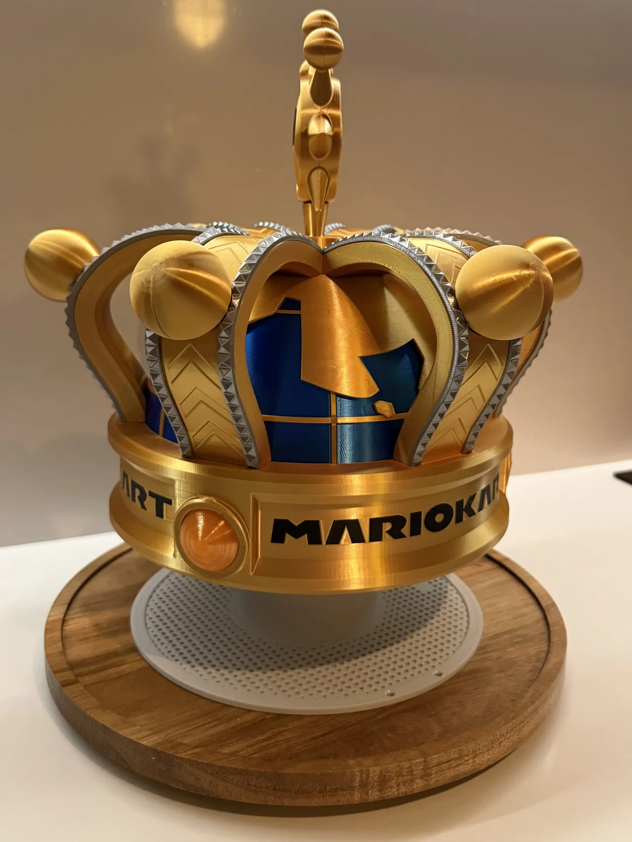 [V2] Mario Kart World Crown - Full size replica view 3