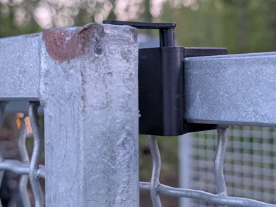 Trailer cargo net latch 30x30 frame