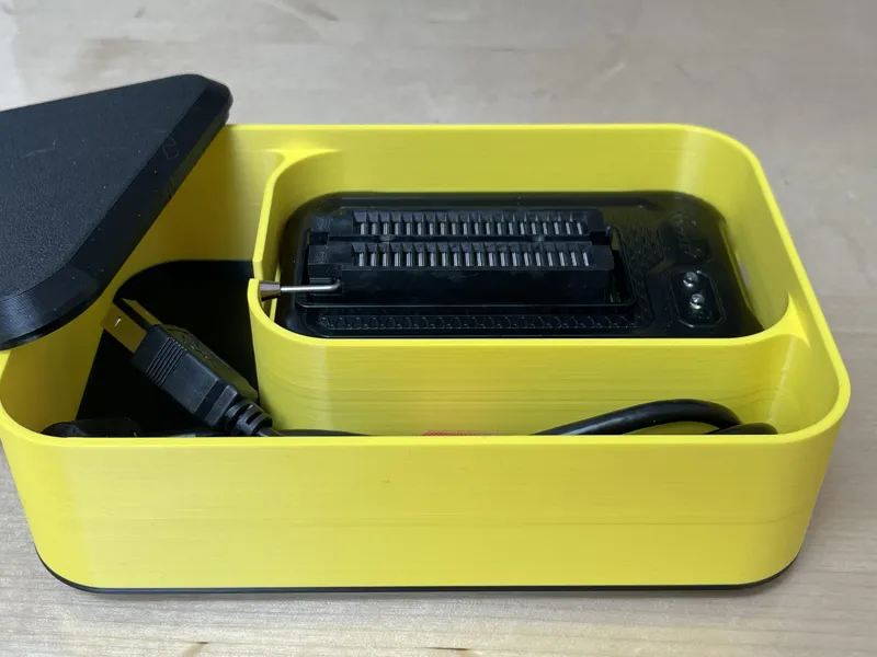 Xgecu T48 EPROM Programmer Box