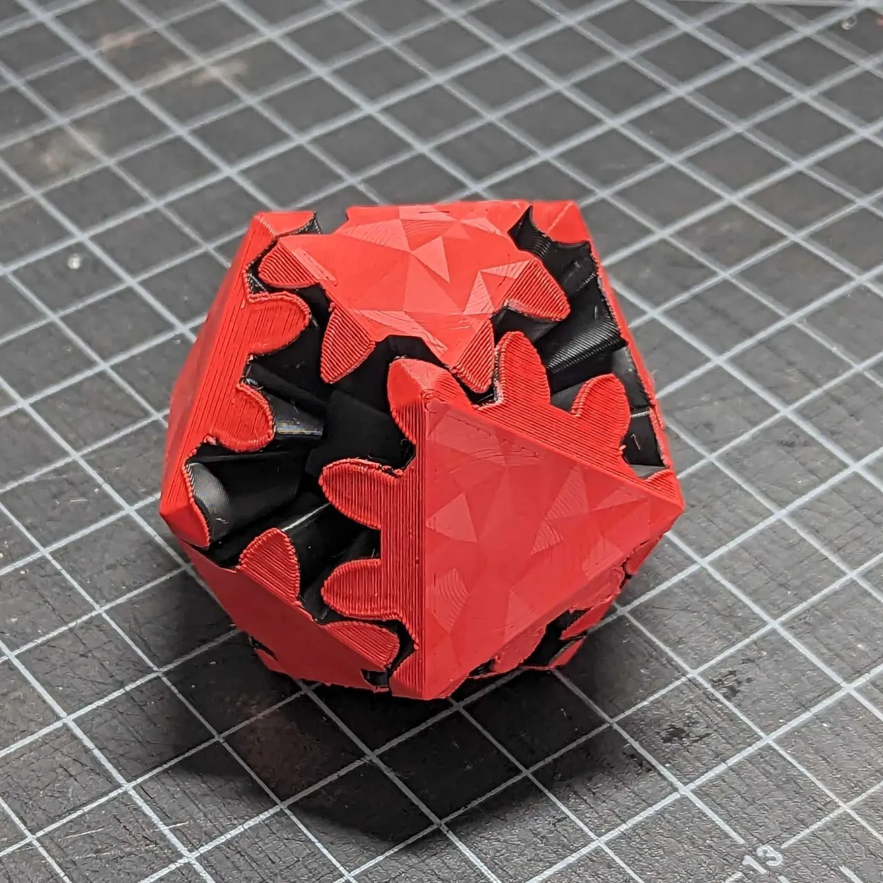 Icosahedron Gears Fidget Toy view 4