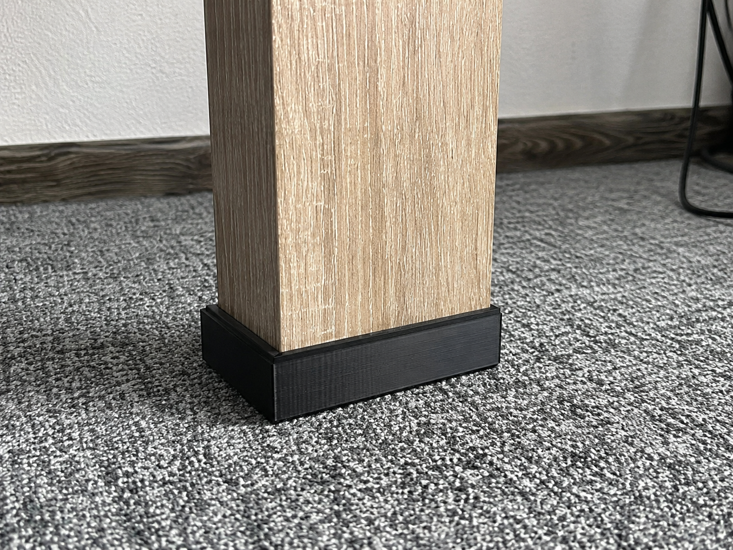 L-Shaped Table Leg Riser