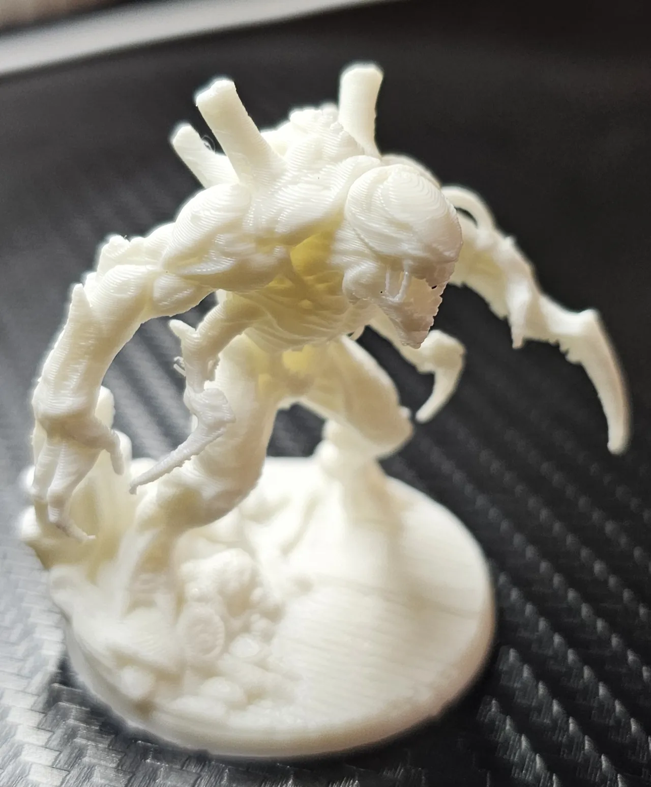 Nemesis-Inspired Alien Apex Predator view 3