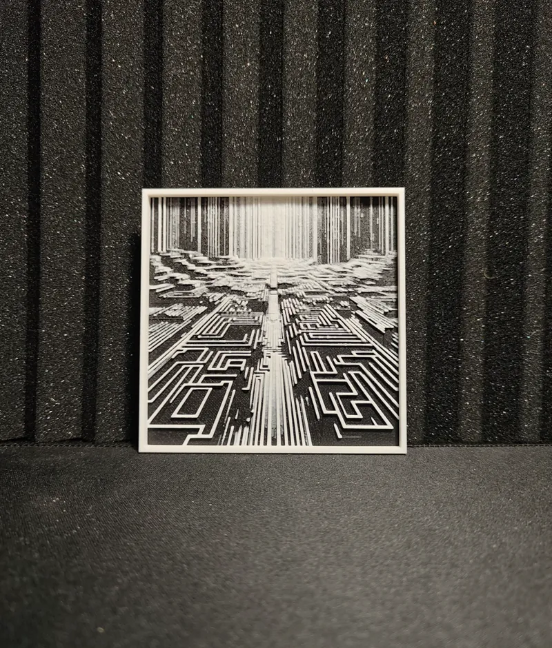 Hueforge Monochrome Labyrinth V.1