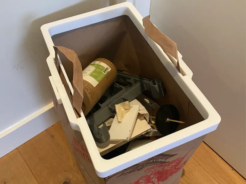 Hands-Free Paper Bag Holder