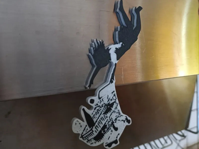 Girl falling with shopping cart - Banksy magnet