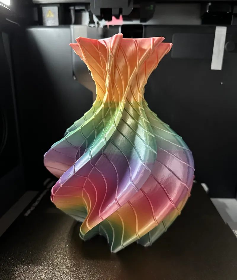 Spiral dragon vase