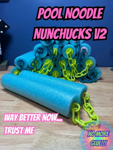 Letrero o emblema decorativo: Pool Noodle Nunchucks v2 (Way better now trust me) — vista de referencia 2