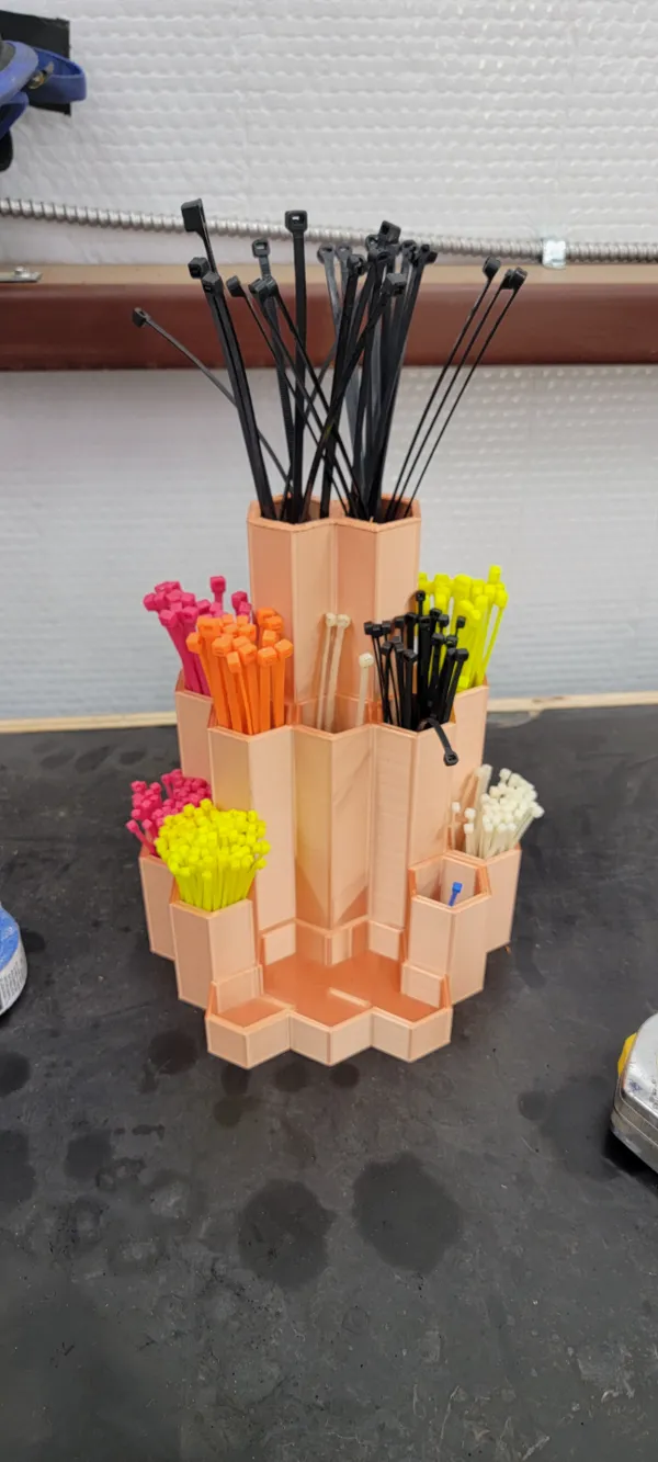 https://makerworld.bblmw.com/makerworld/model/USb199e6edf067f1/design/2024-01-06_cface3139d4b6.jpg