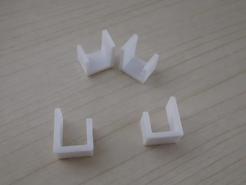 Lightweight curtain rod support