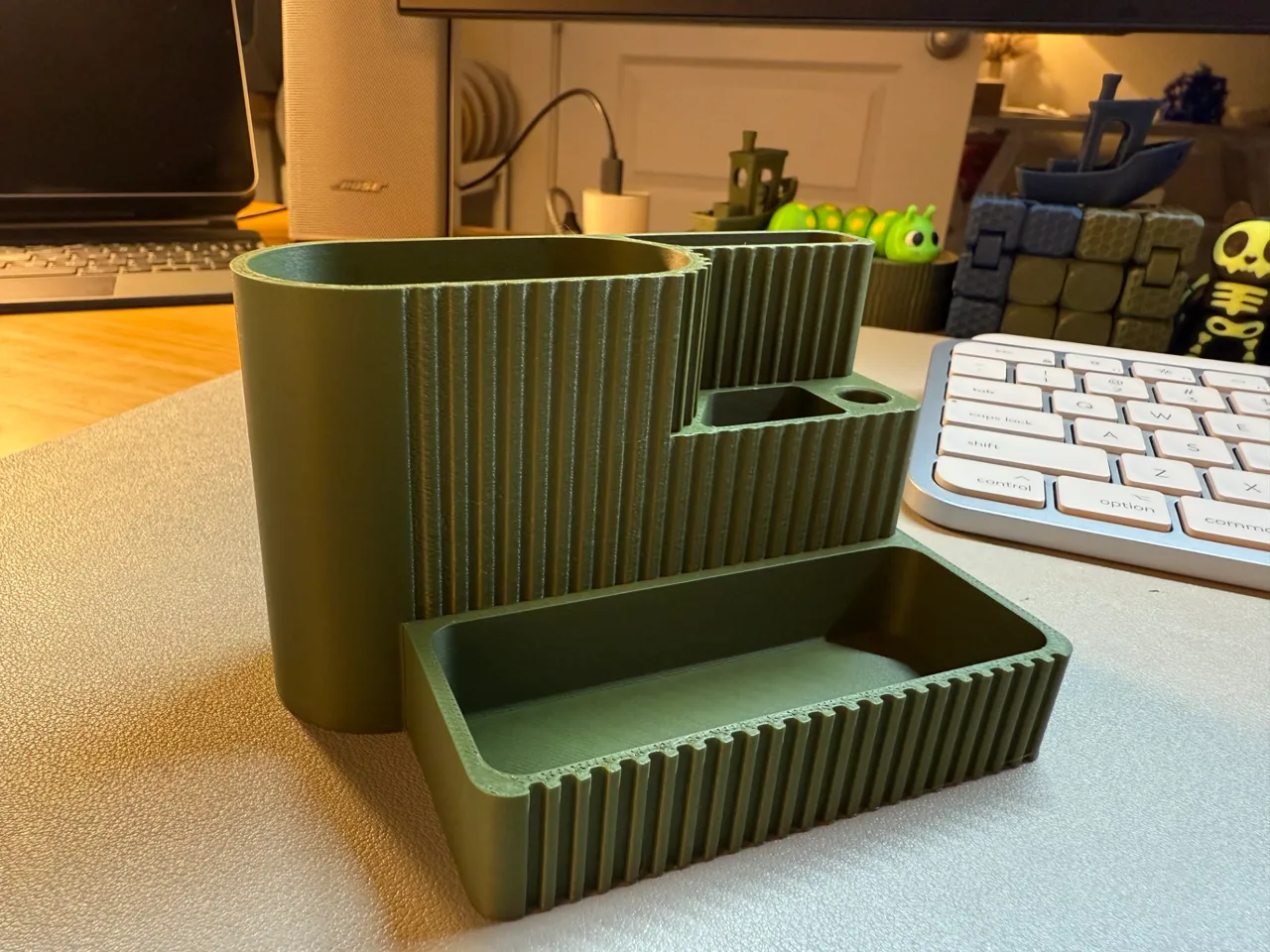 Desk Organizer view 2