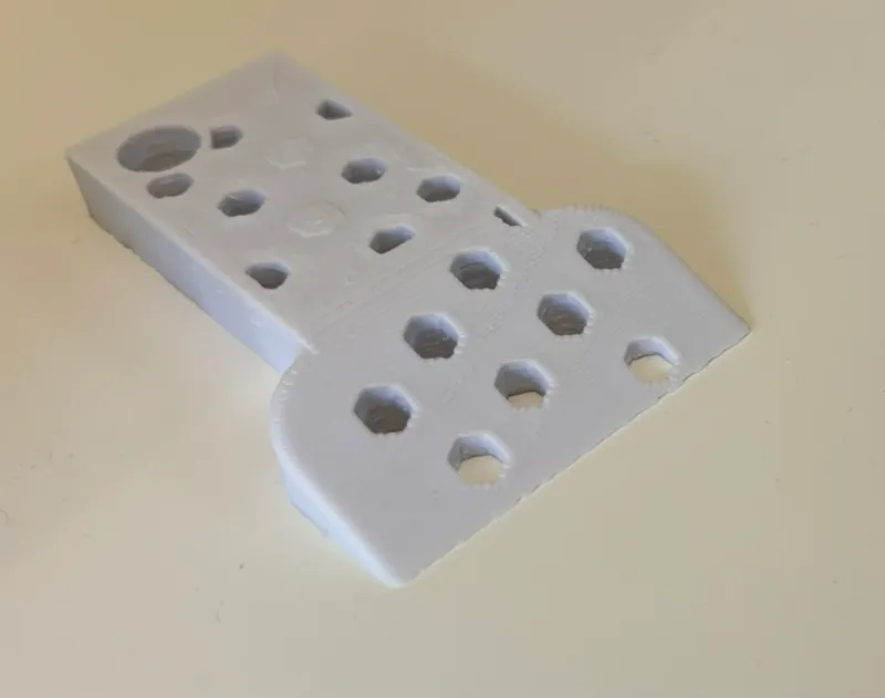 Mini-scrapper keychain