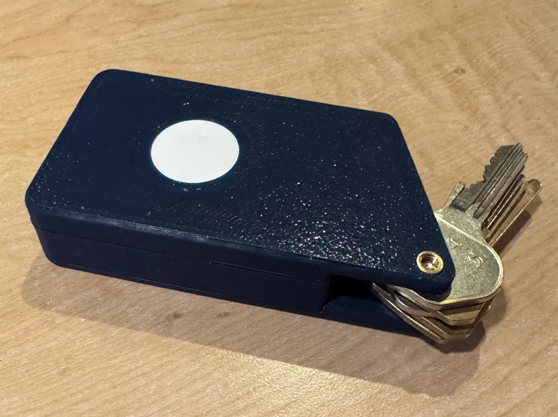 2015 Chevy Key Fob and Key Key Holder With AirTag